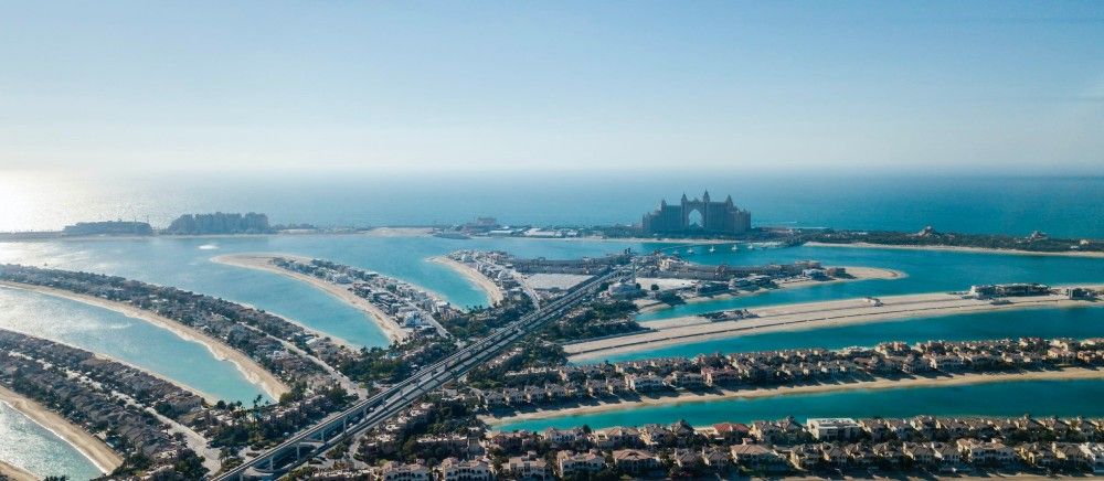 How Much Does It Cost to Buy a House on Palm Island in Dubai?